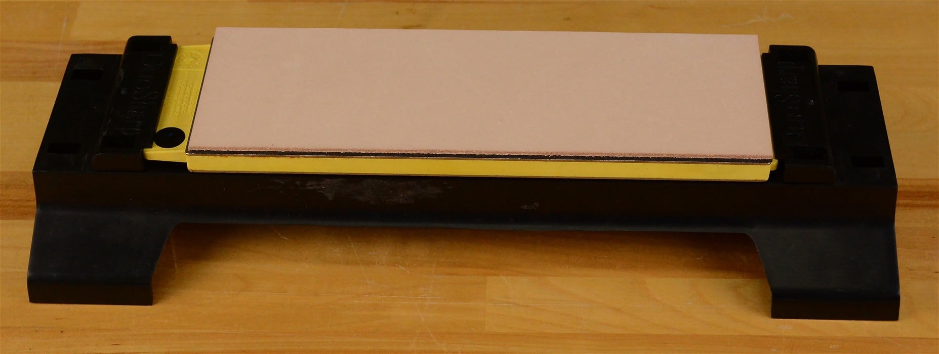 8" x 2-5/8" Magnetic Strop